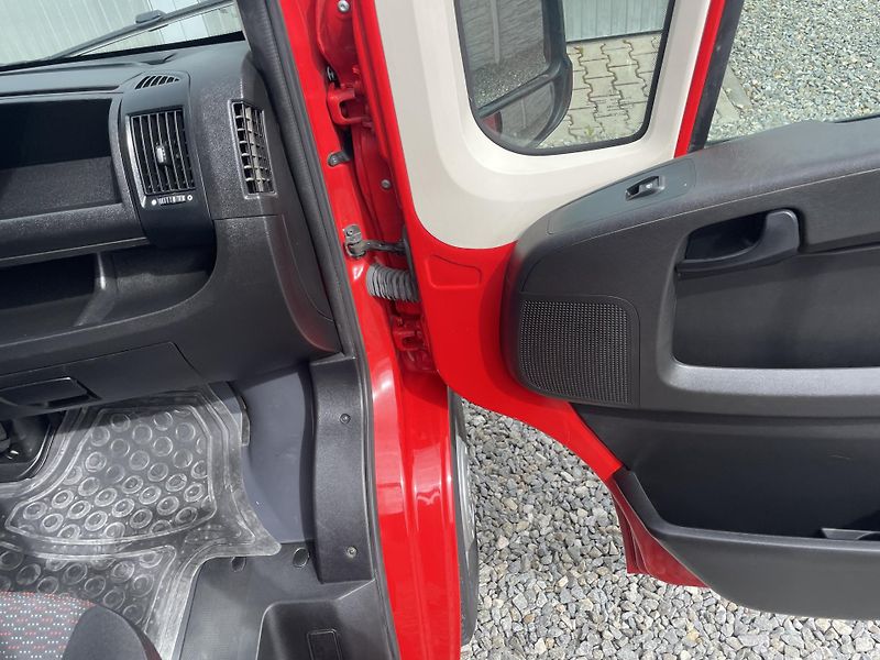 Peugeot Boxer 2.2HDi 120PS CZ DPH REZERVACE! - fotka 109 z 139