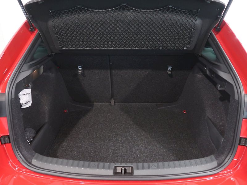 Škoda Scala (2026) MONTE CARLO 1.5TSI 110KW DSG P - fotka 38 z 38