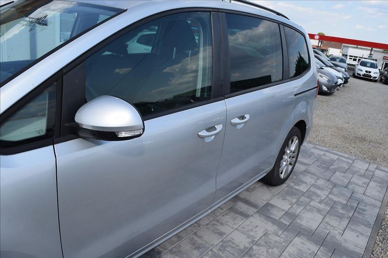 Seat Alhambra 2,0 TDI 100KW 7MÍST TOP VÝBAVA - fotka 8 z 50