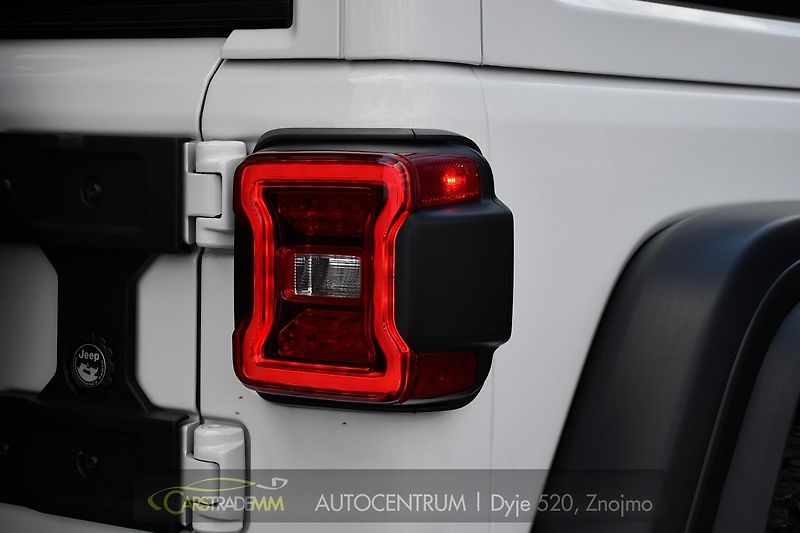 Jeep Wrangler 3.6L AWD RUBICON 4tisKM - fotka 52 z 52