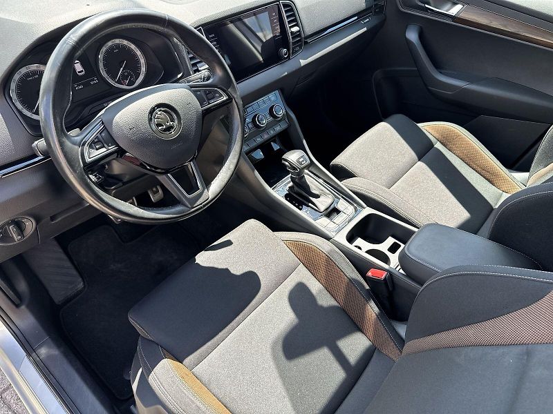 Škoda Karoq (2020) 2.0 TDI 4x4 DSG Scout - fotka 8 z 35