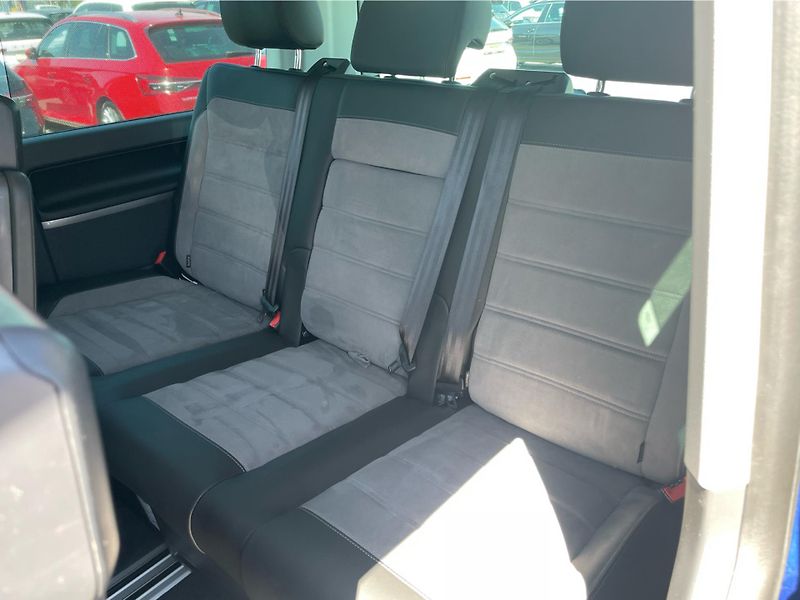 Volkswagen Multivan 2.0 TDi DSG 7st. 4motion Highl - fotka 13 z 28