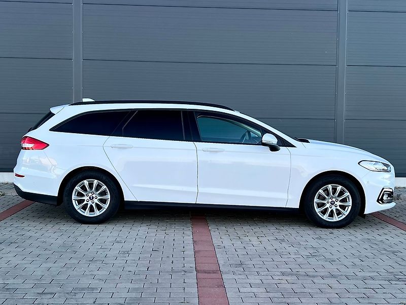Ford Mondeo (2021) 2.0 TDCi-TAŽNÉ-VYHŘEV.S - fotka 7 z 48