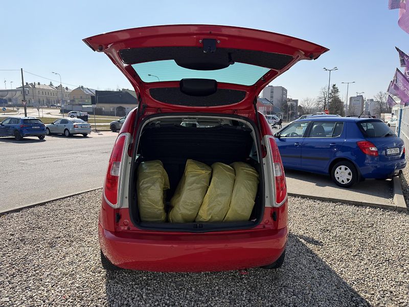 Škoda Roomster 1,4i 16V/63kW - KLIMA,ABS - fotka 40 z 59