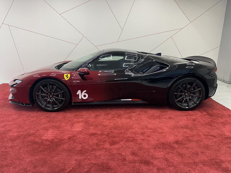 Ferrari SF90 (2022) Spider AF TAILOR MADE 1/1 TOP - fotka 4 z 20