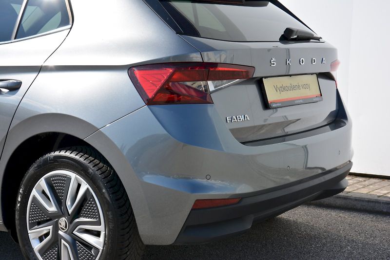 Škoda Fabia (2023) 1.5 TSI 110 kW Style PLUS DSG - fotka 9 z 26