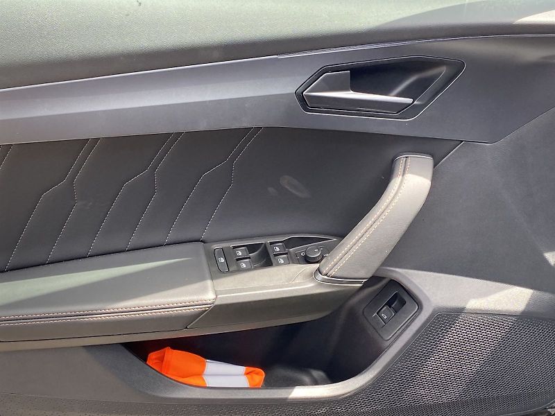 Cupra Formentor (2024) 2,0 TSI 4Drive DSG - fotka 19 z 30