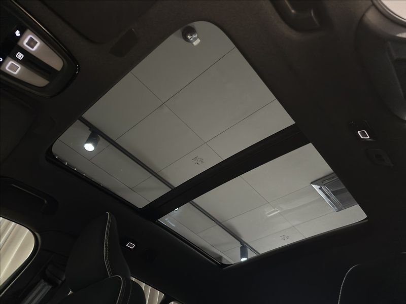 Volvo XC40 (2026) 2,0 B4  Ultra - fotka 14 z 33