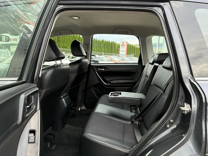 Subaru Forester (2019) 2,0i CVT Comfort * ZÁRUKA * - fotka 13 z 17