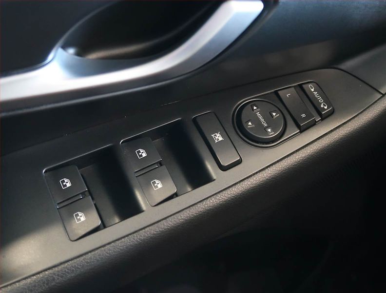 Hyundai i30 (2021) 1.6 CRDi, ČR,1.maj, Tempomat - fotka 13 z 14
