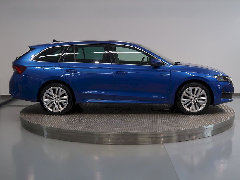 Škoda Octavia (2024) TOP SELECTION 1.5TSI 110KW - fotka 8 z 40