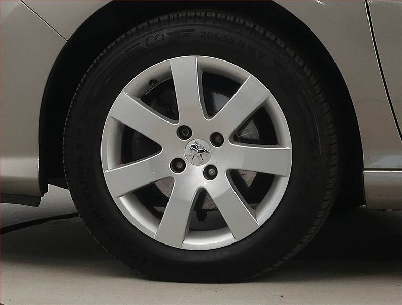 Peugeot 308 (2010) 1.6 VTi, ČR,1.maj, Serv.kniha - fotka 14 z 15
