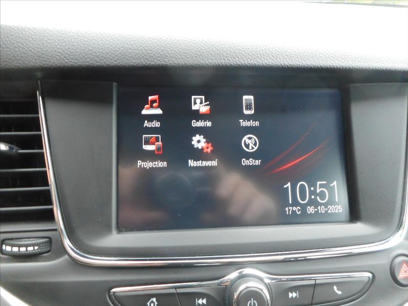 Opel Astra 1,6 CDTi SPORT TOURER - fotka 17 z 28