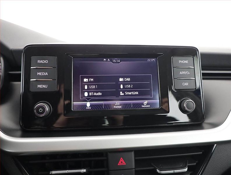Škoda Kamiq (2022) Ambition 1.0 TSI, Serv.kniha - fotka 12 z 21