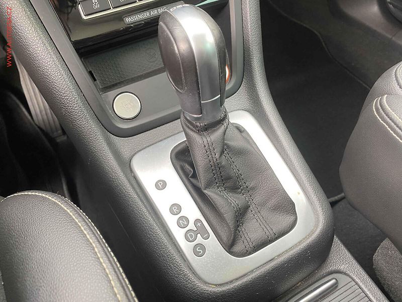 Seat Alhambra (2017) 2.0 TDi 4x4 20YEARS, DSG - fotka 16 z 17