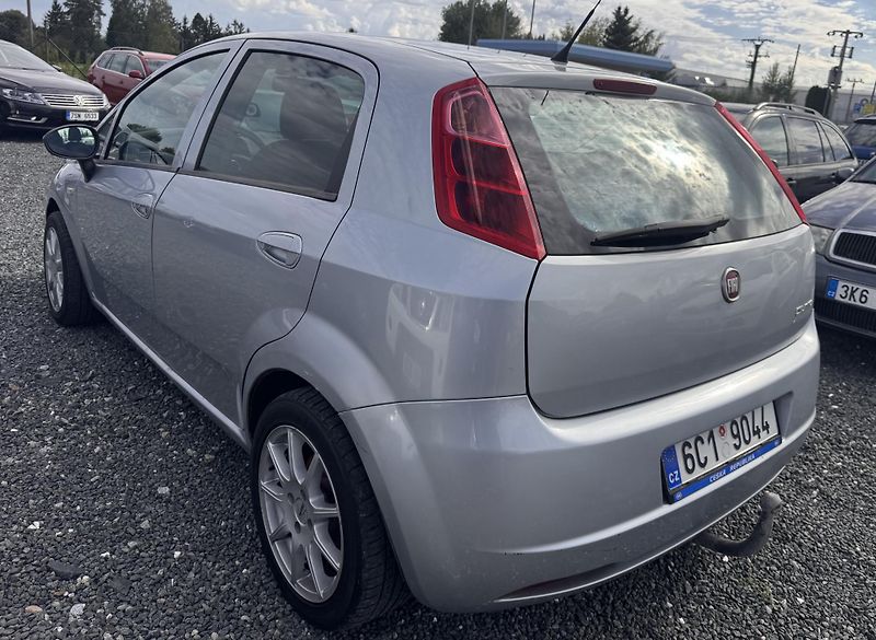 Fiat Grande Punto 1.3 JTD, 55 kW, tažné, TK 9/28 - fotka 4 z 17