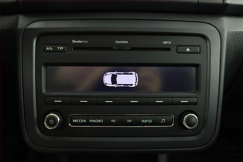 Škoda Roomster (2012) Comfort 1.2 TSI, Serv.kniha - fotka 12 z 14