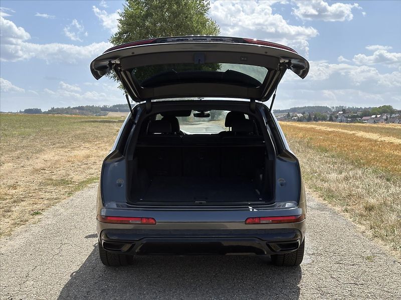 Audi Q7 3.0 - fotka 9 z 40