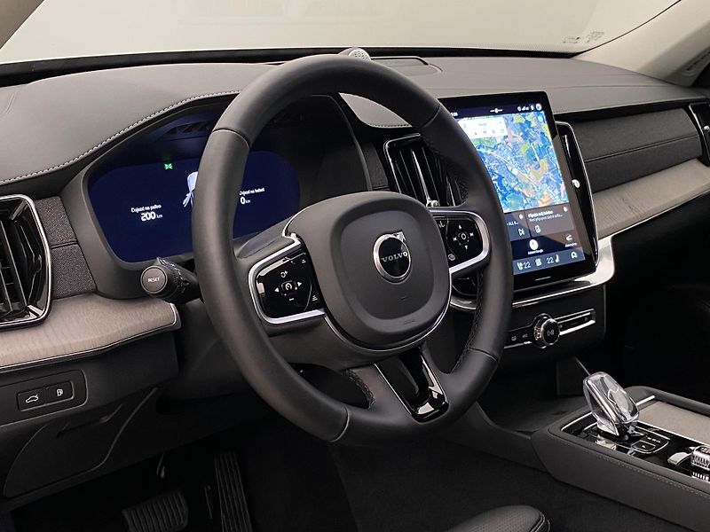 Volvo XC90 T8 AWD RECHARGE BRIGHT PLUS 7m - fotka 19 z 67