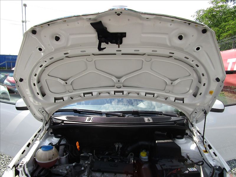 Škoda Fabia Combi 1.2i 12V Ambiente, Klima - fotka 41 z 41