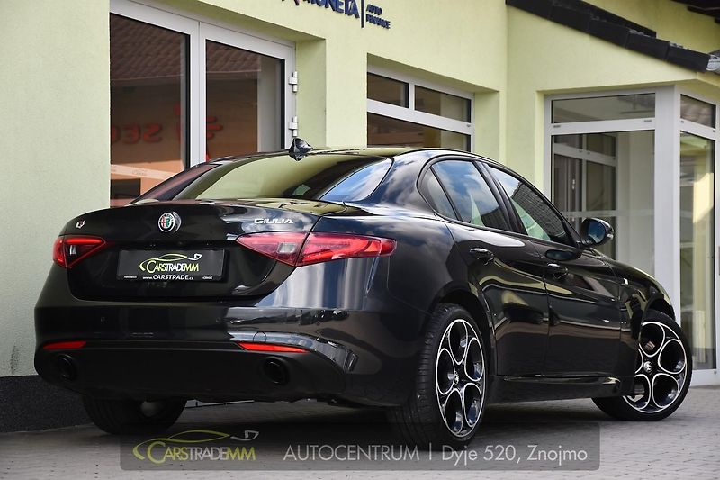 Alfa Romeo Giulia 2.2JTDm 154kw Ti - fotka 5 z 53