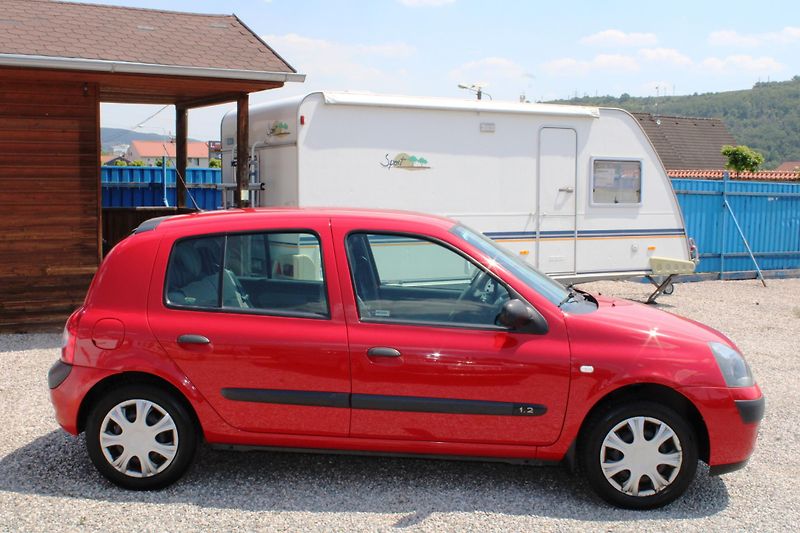 Renault Clio (2006) 1.2i KOUPENO ČR, 2x SADA KOL - fotka 8 z 16