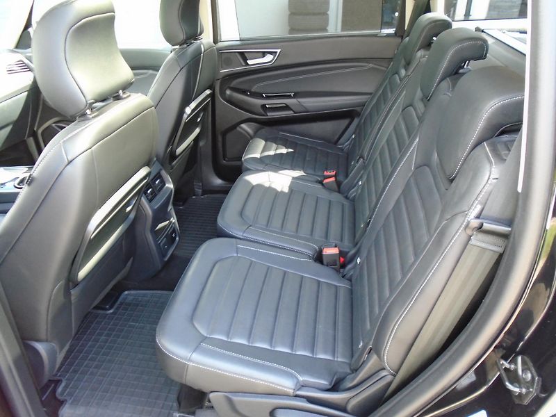 Ford Galaxy 2.0EcoBlue 140kW 8AT Titanium  - fotka 16 z 43