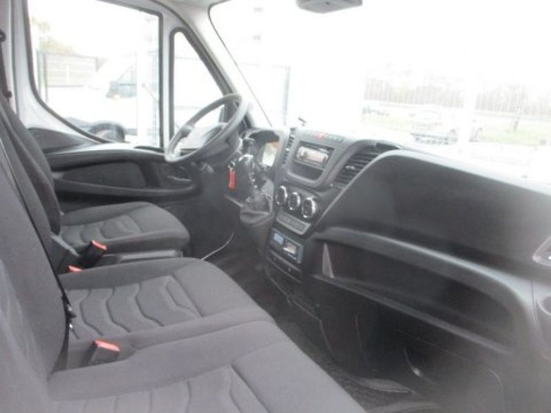 Iveco Daily 35S15V chladící s el. zásuvkou - fotka 8 z 18