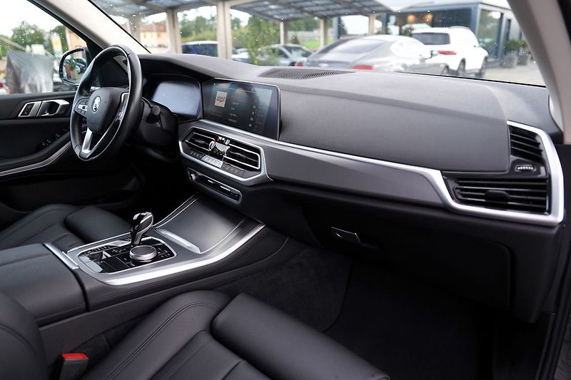 BMW X5 25d xDrive/230 PS/kůže/AT - fotka 24 z 42
