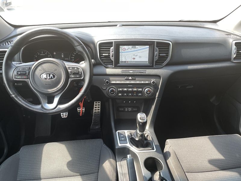 Kia Sportage (2018) 1,6 Gdi , ČR, Tažné          - fotka 10 z 18