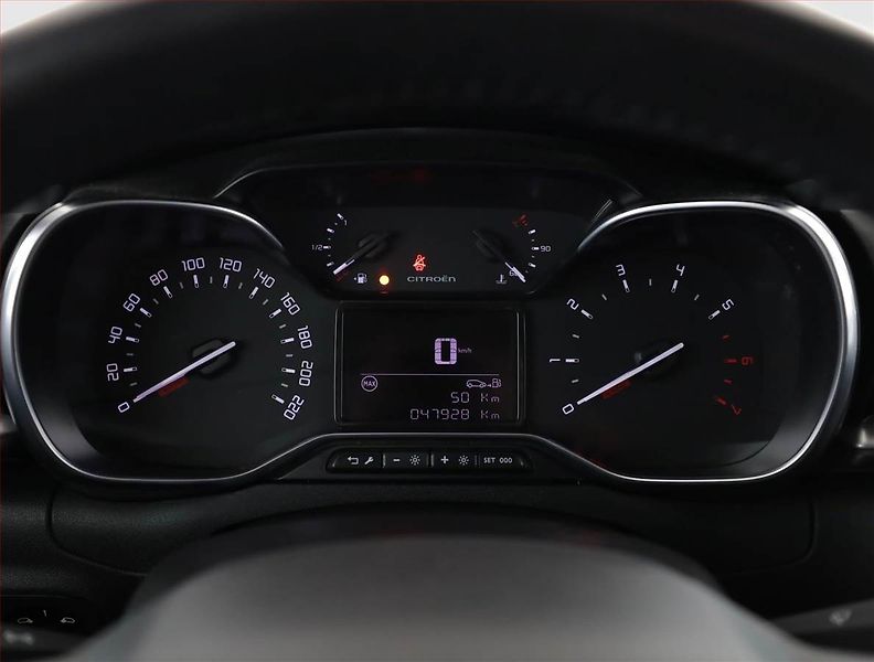 Citroën C3 (2018) 1.2 PureTech, ČR,1.maj - fotka 9 z 16