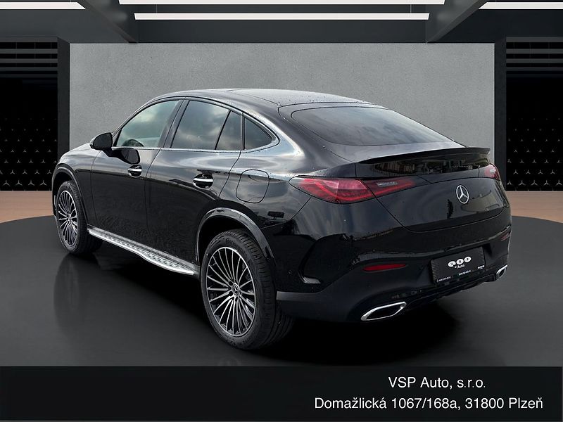 Mercedes-Benz GLC (2026) 300 e 4MATIC kupé - fotka 5 z 16