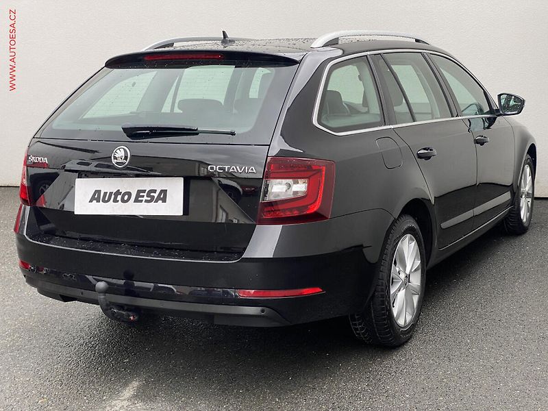 Škoda Octavia (2019) 1.6 TDi, Style, DSG, navi - fotka 4 z 18