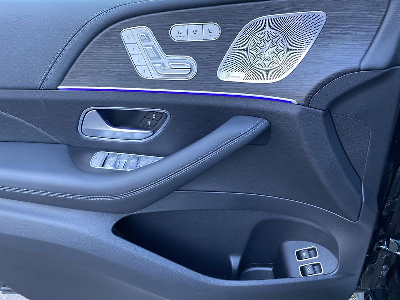 Mercedes-Benz GLE GLE 400e 4MATIC kupé AMG - fotka 23 z 28