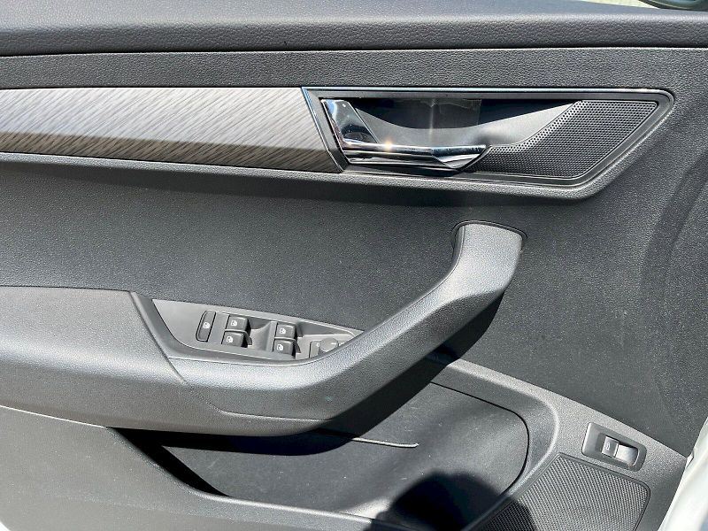 Škoda Karoq (2025) Top Selection 1.5 TSI DSG - fotka 34 z 34