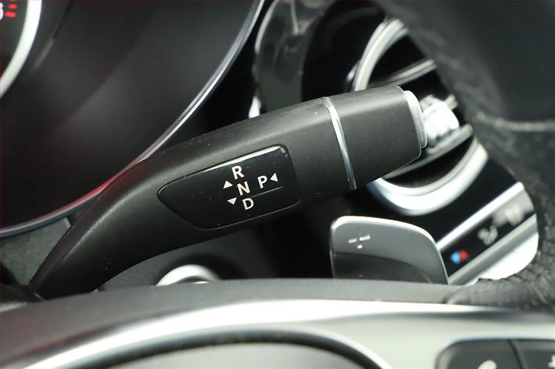 Mercedes-Benz GLC (2018) 220 d 4MATIC - fotka 18 z 21