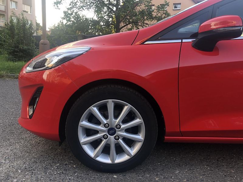 Ford Fiesta (2018) 1,0 NAVI AL kola rezervace - fotka 16 z 69