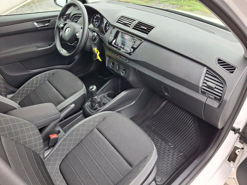 Škoda Fabia (2024) Combi Ambition Top 1,0TSi 70kW - fotka 13 z 31