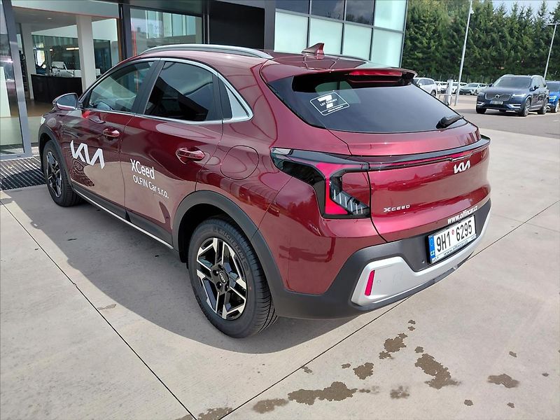 Kia XCeed (2026) 1,0   T-GDI 7DCT EXCLUSIVE - fotka 6 z 16
