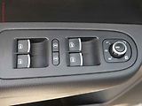 Volkswagen Sharan (2015) 2.0TDi, 2.maj,ČR, DSG, AC - náhled 13