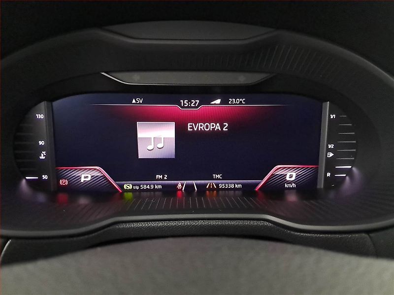 Škoda Octavia (2019) RS 2.0 TSI - fotka 11 z 16