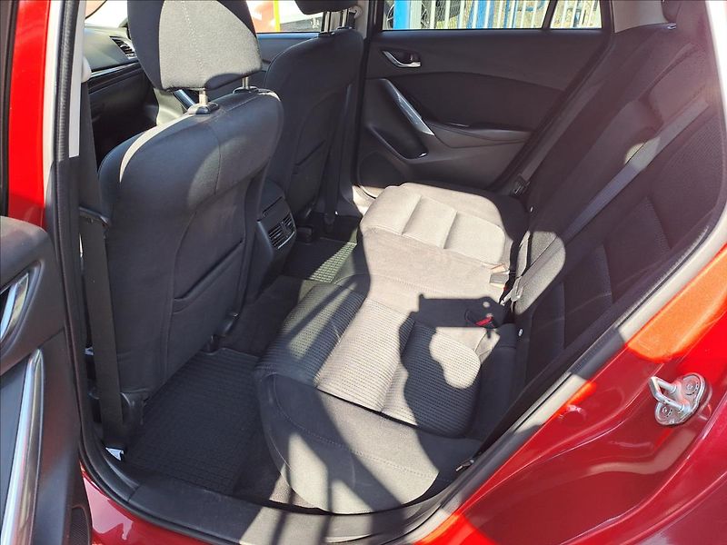 Mazda 6 2,2 Skyactiv-D KOUPENO CZ - fotka 6 z 17