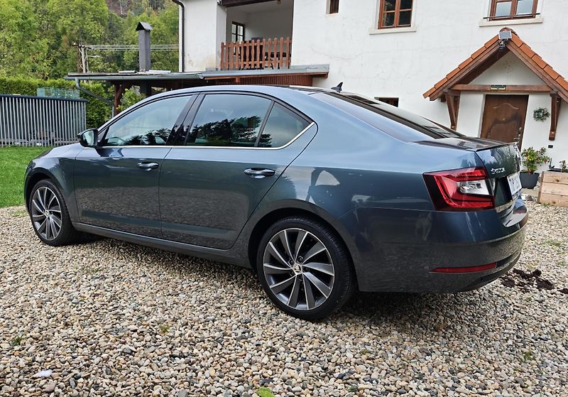 Škoda Octavia (2019) 1,5 TSI Laurint Klement - fotka 22 z 25