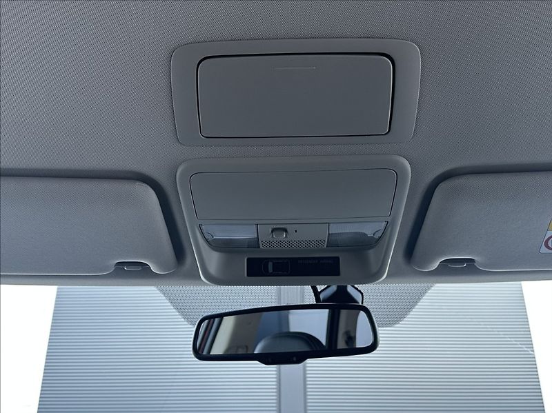 Mitsubishi Outlander 2,4 PHEV 224PS  Diamant 4x4 A/ - fotka 29 z 58
