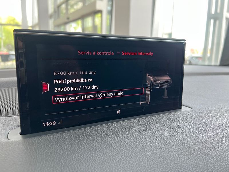 Audi Q7 S-line  50TDI 210kW - fotka 13 z 21