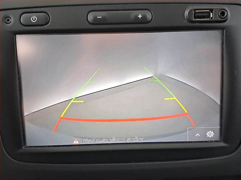 Dacia Duster (2019) 1.6 SCe, Navi, Tempomat - fotka 16 z 16