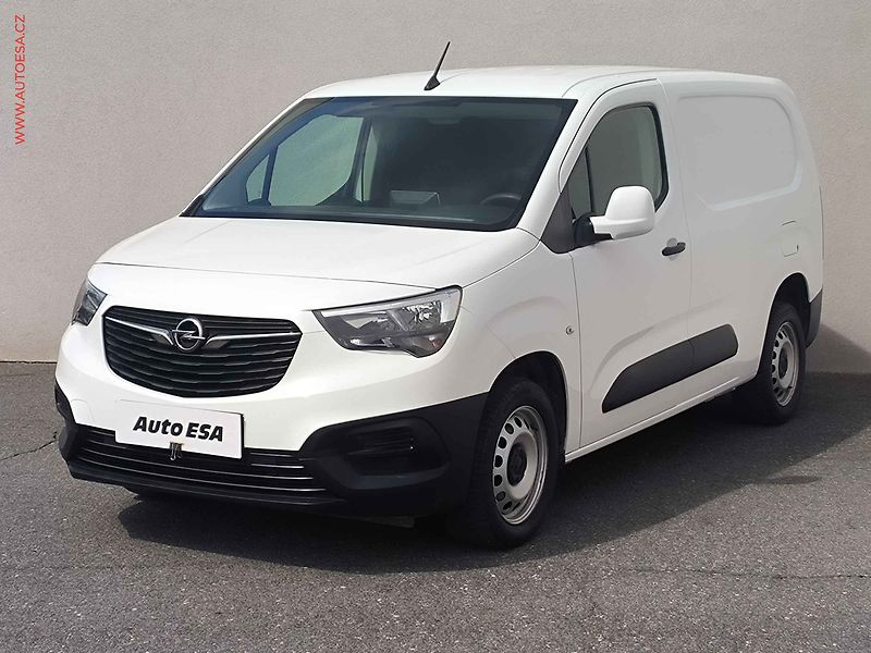 Opel Combo (2021) 1.5CDTi MAXi, AC - fotka 3 z 21