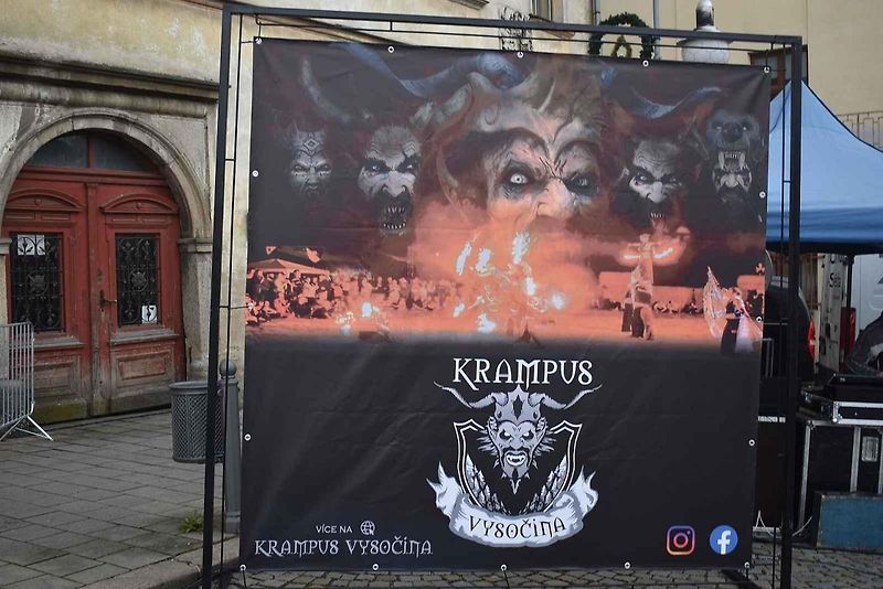 Krampusové a ďábelská vozidla