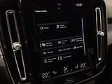 Volvo XC40 B4 AWD INSCRIPTION AUT  - náhled 40