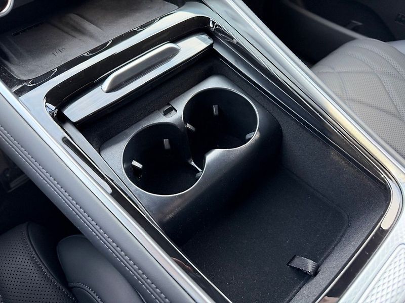 Omoda 9 Premium 1.5 PHEV AWD AT, REZER - fotka 29 z 33